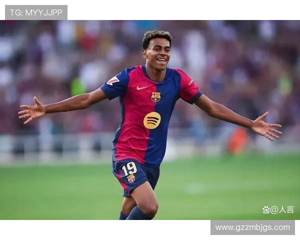 足球球星穿搭解析 揭秘赛场外时尚风采与球员个性表现