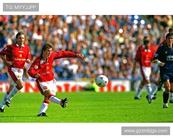 足球球星贴墙照片展现运动员风采与激情瞬间助力球迷激情共鸣